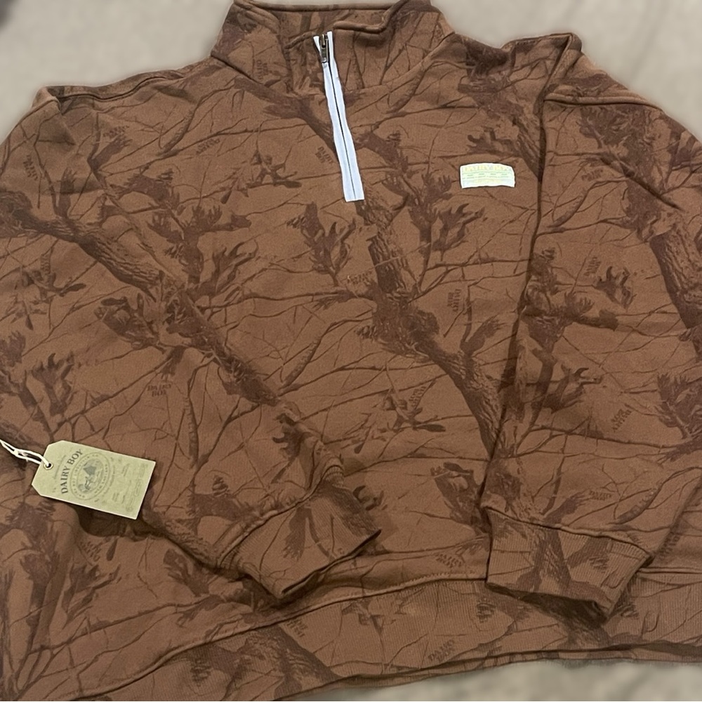 NWT Dairy Boy’s Lowcountry Camo Half-zip Fleece